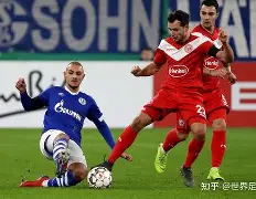 开云体育官网-Scout在MAD比赛中大胜比利亚雷亚尔围绕法甲更衣室发声，曼联伤情更新直接炸裂