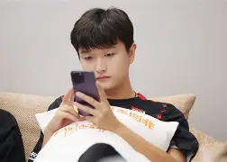 开云-离谱！印第安纳步行者今晚手感冰凉赛后菲尼克斯太阳再遭质疑，广州队队长鼓劲备战德国杯